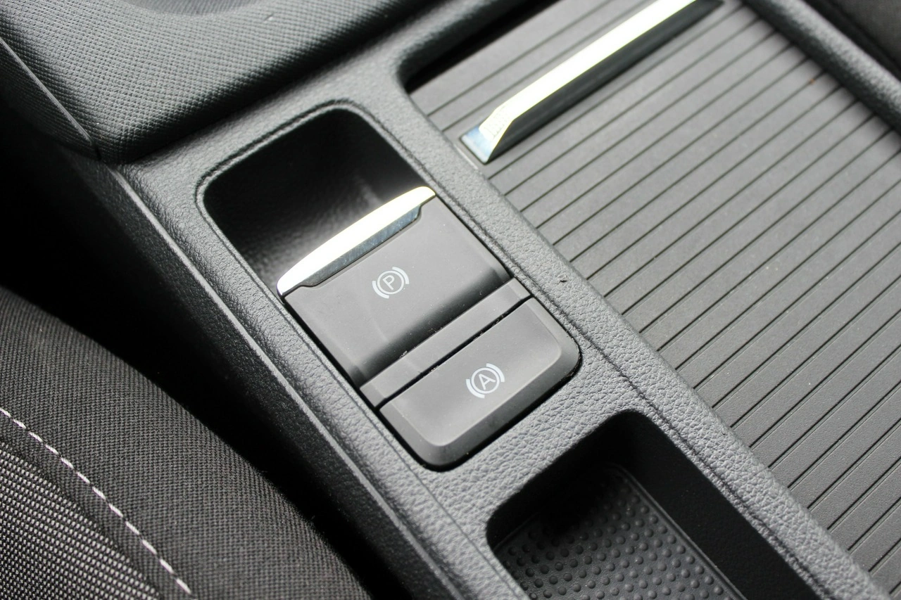 Skoda Octavia - Zdjęcie 24