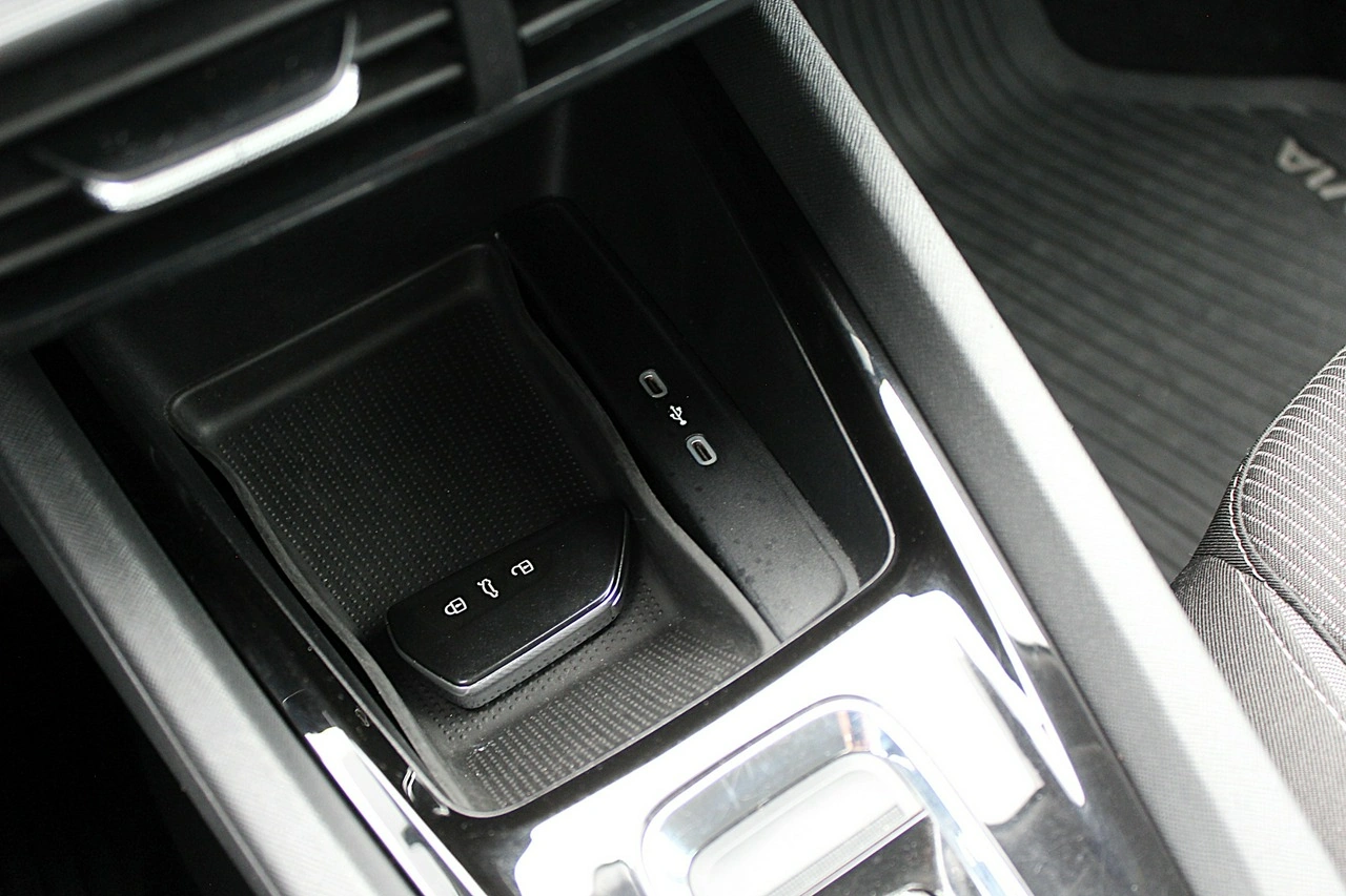 Skoda Octavia - Zdjęcie 25