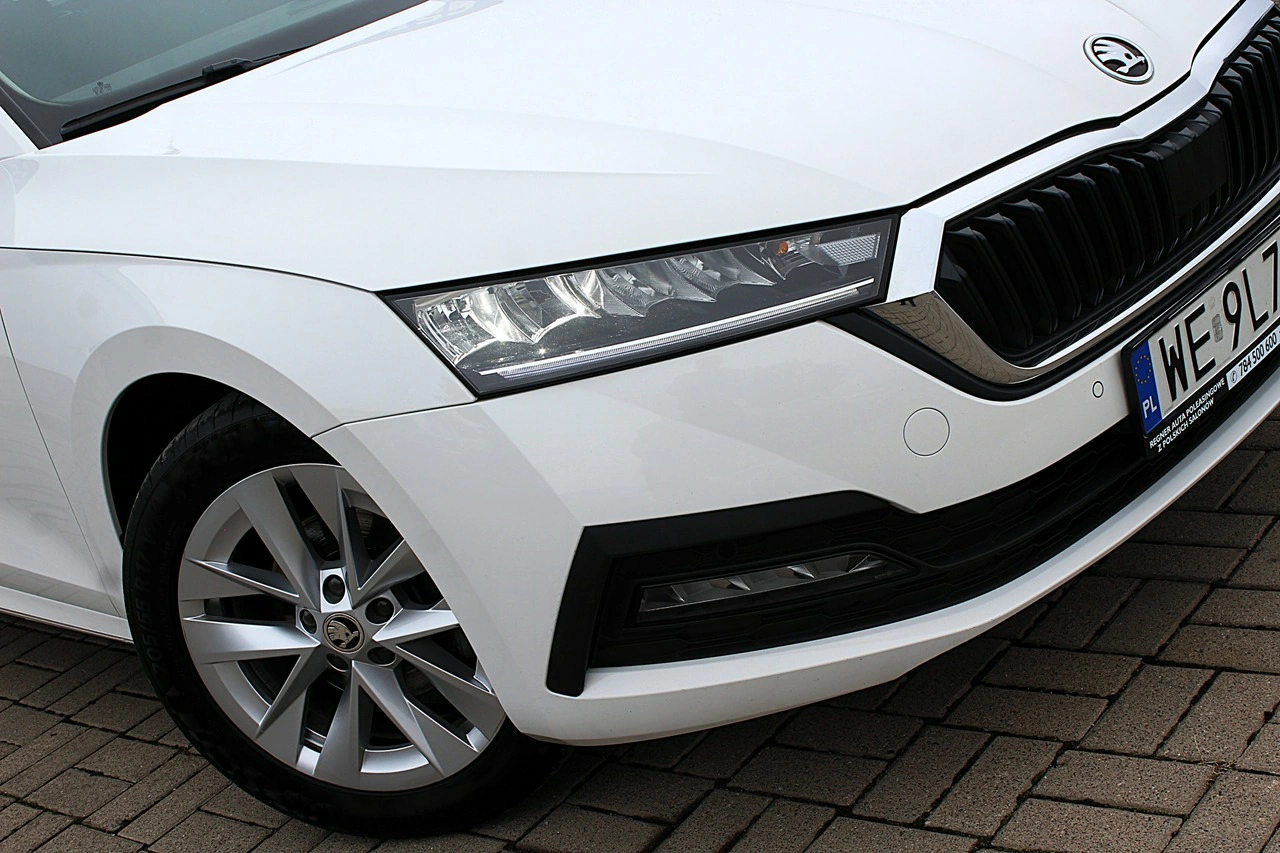 Skoda Octavia - Zdjęcie 27