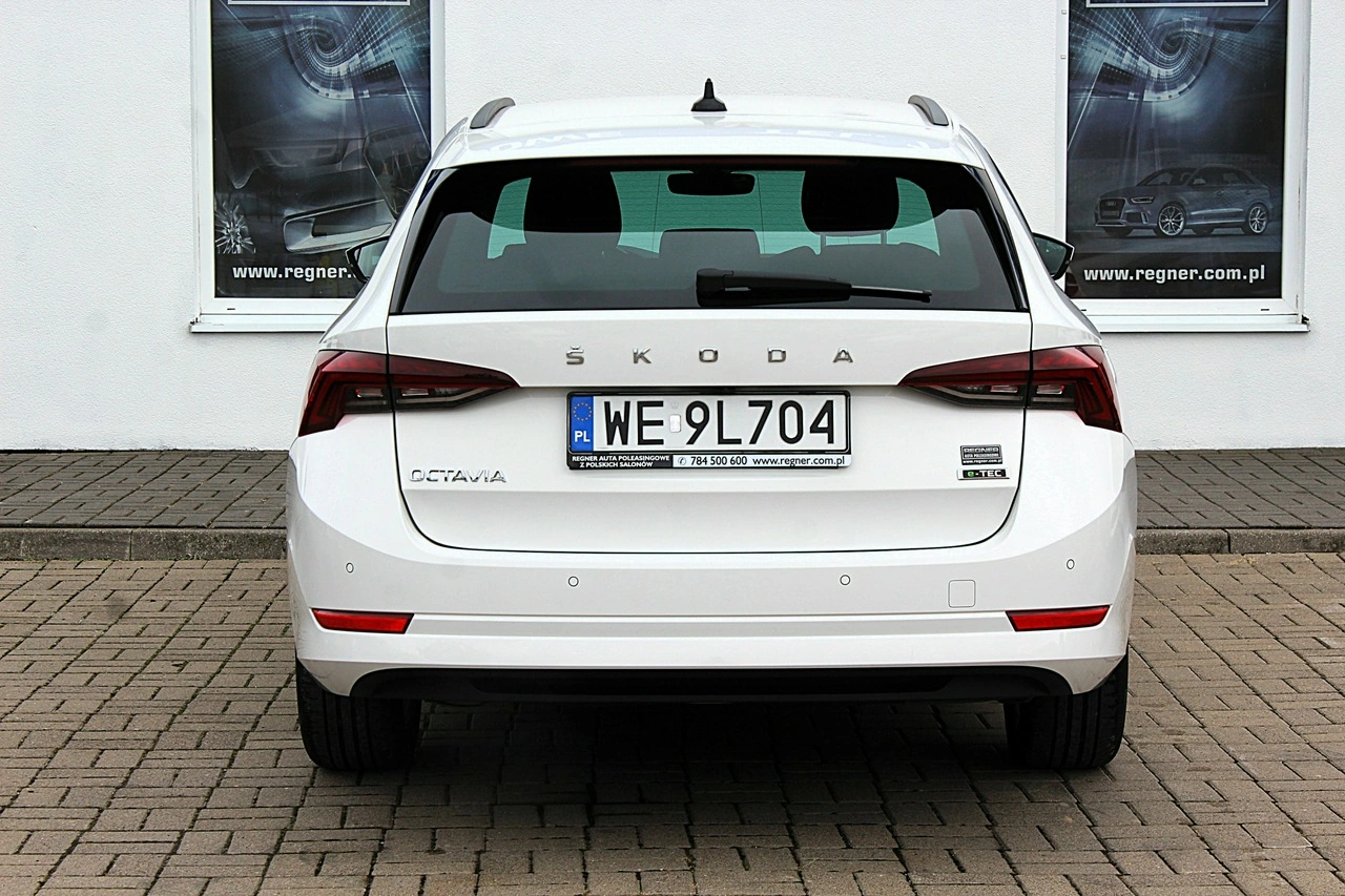Skoda Octavia - Zdjęcie 4