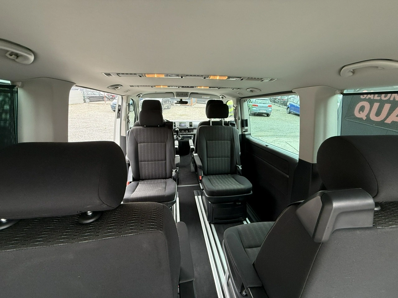 Volkswagen Multivan - Zdjęcie 16
