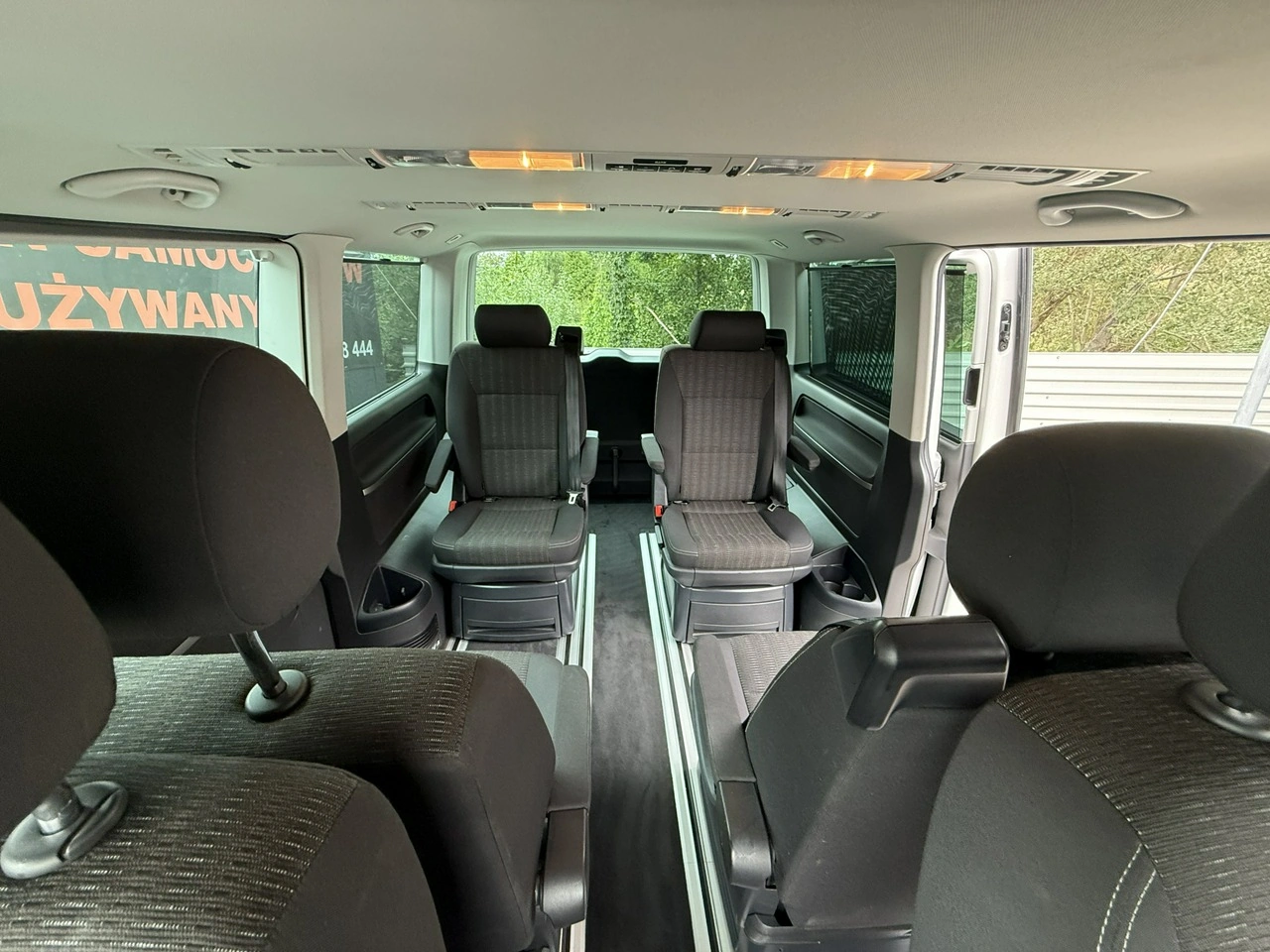 Volkswagen Multivan - Zdjęcie 32