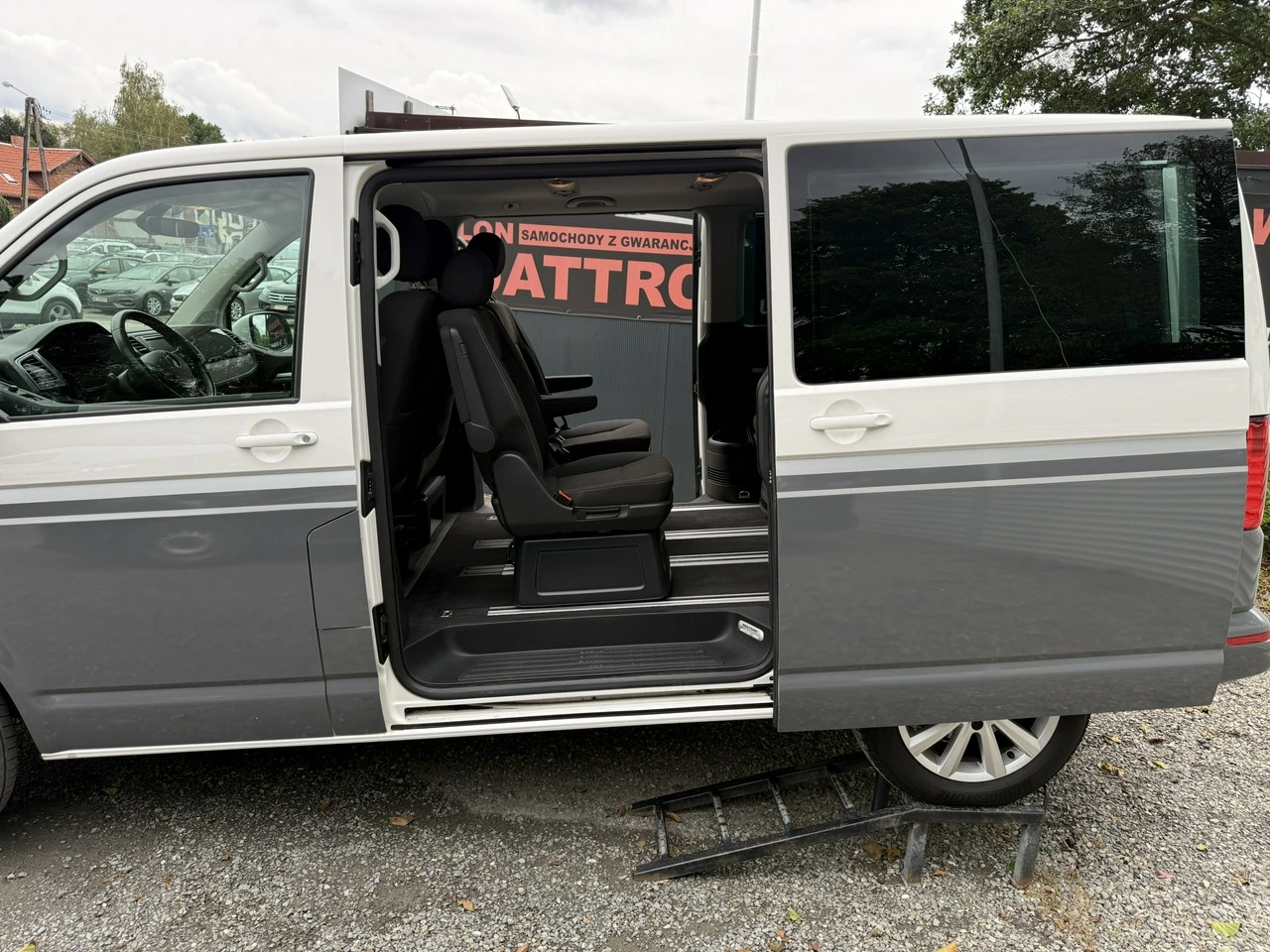 Volkswagen Multivan - Zdjęcie 43