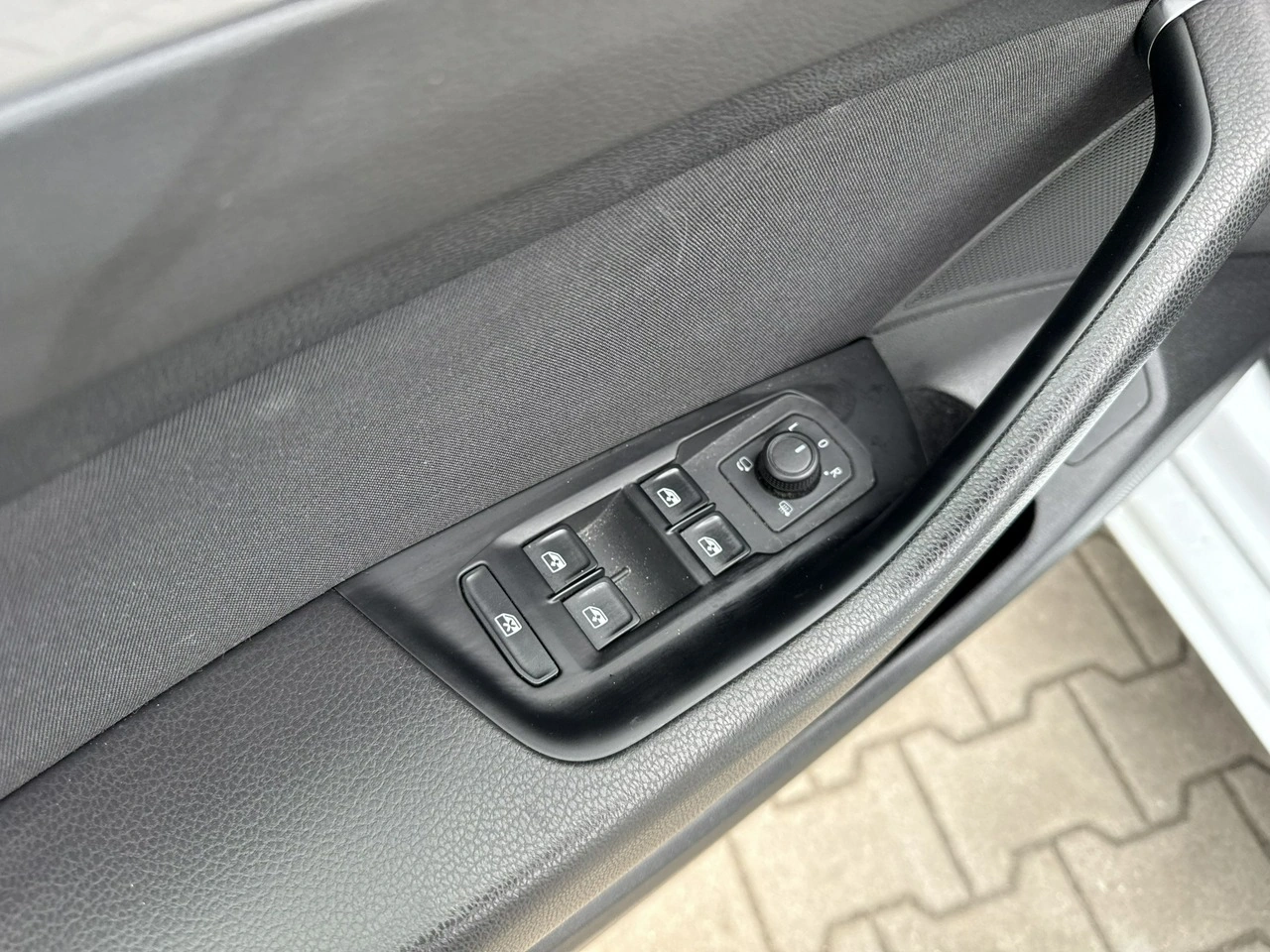 Volkswagen Passat - Zdjęcie 11