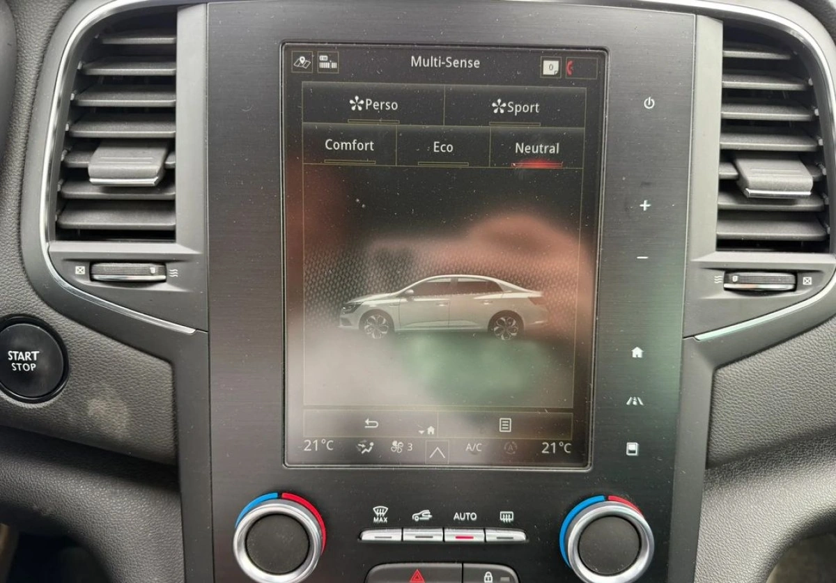 Renault Megane - Zdjęcie 30