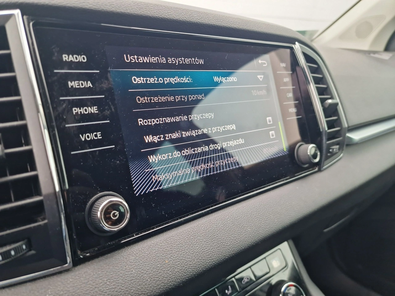 Skoda Karoq - Zdjęcie 27