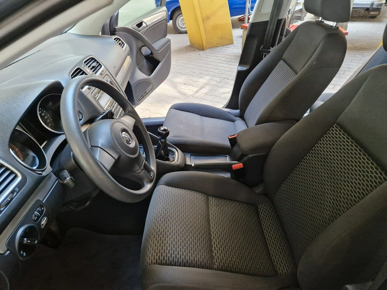 Volkswagen Golf - Zdjęcie 11