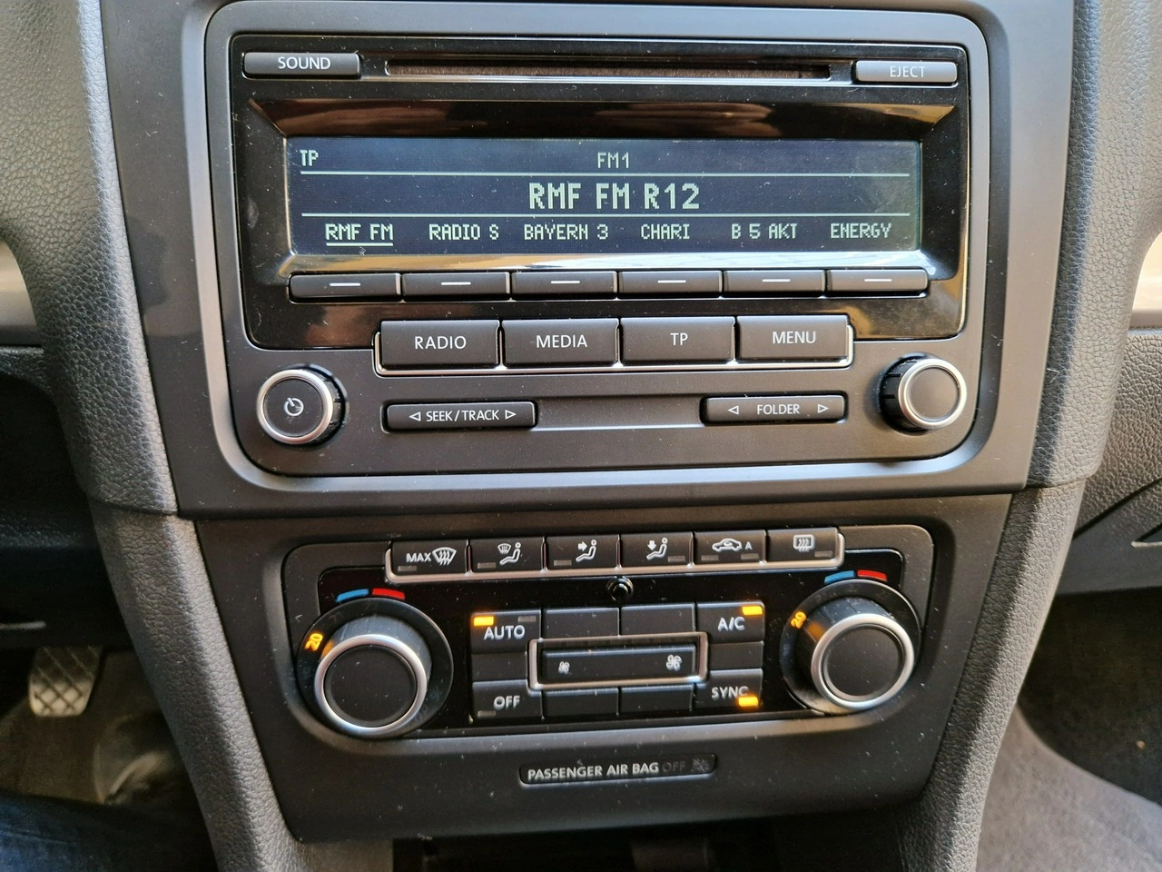 Volkswagen Golf - Zdjęcie 13