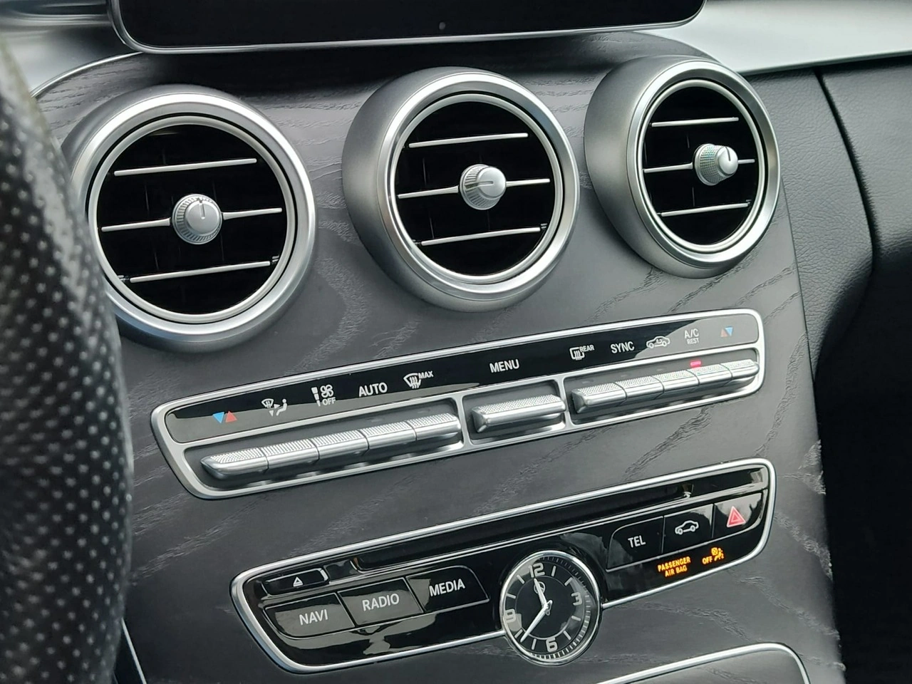 Mercedes C 300 - Zdjęcie 24