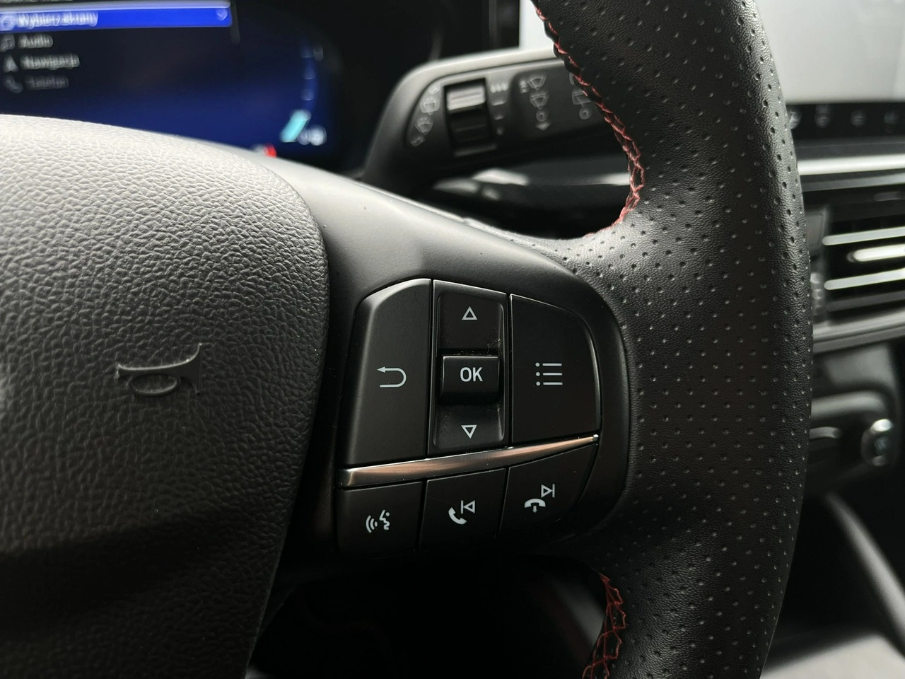 Ford Focus - Zdjęcie 21