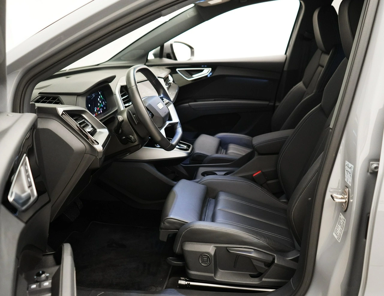 Audi Q4 e-tron - Zdjęcie 9