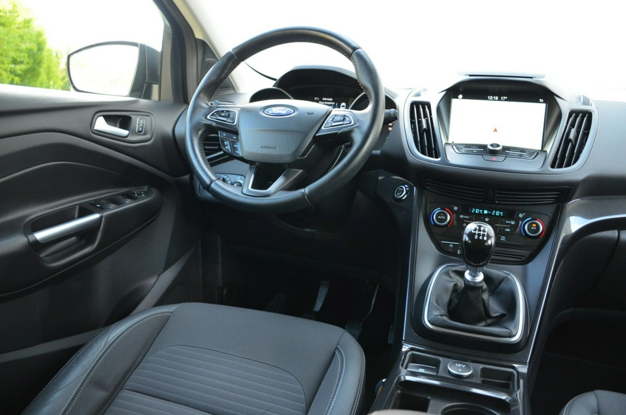 Ford Kuga - Zdjęcie 28