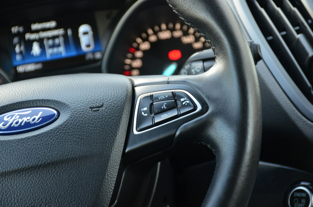 Ford Kuga - Zdjęcie 31