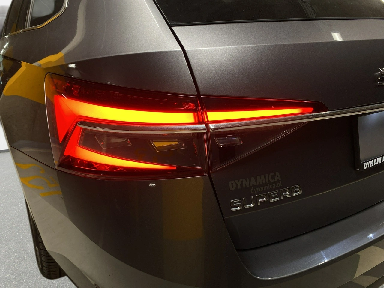 Skoda Superb - Zdjęcie 10