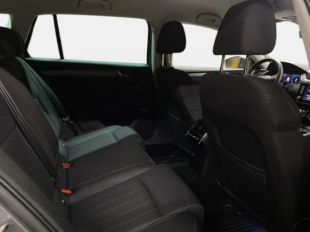 Skoda Superb - Zdjęcie 14