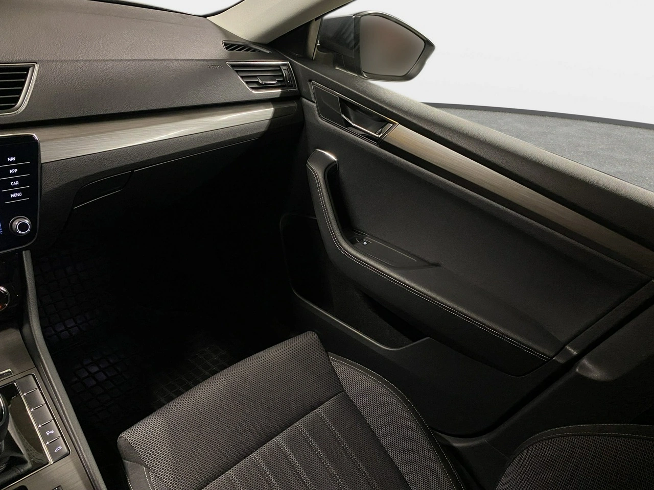 Skoda Superb - Zdjęcie 34