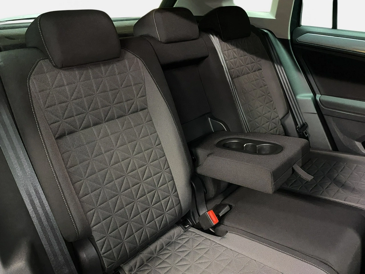 Volkswagen Tiguan - Zdjęcie 14