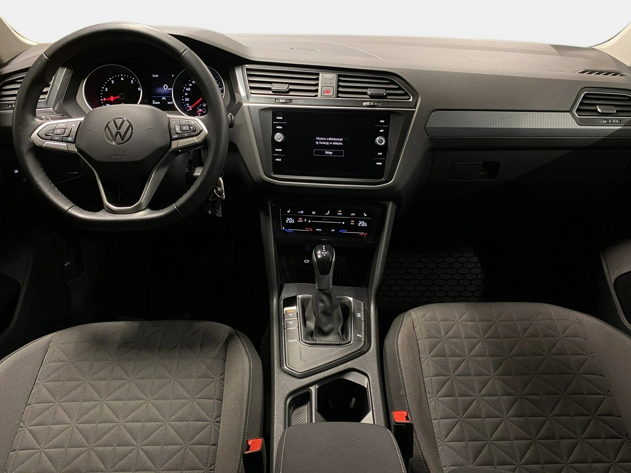Volkswagen Tiguan - Zdjęcie 18