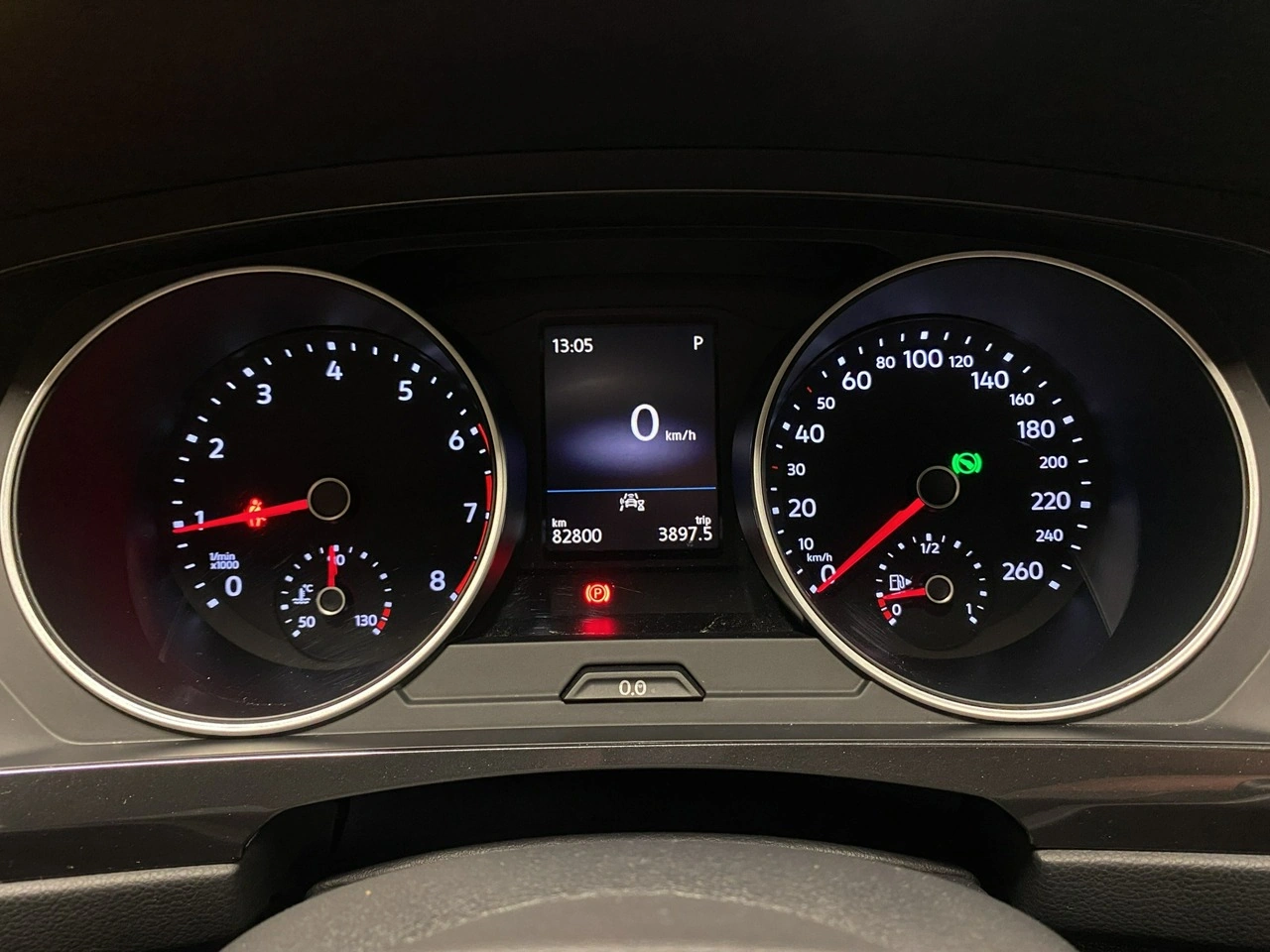 Volkswagen Tiguan - Zdjęcie 22