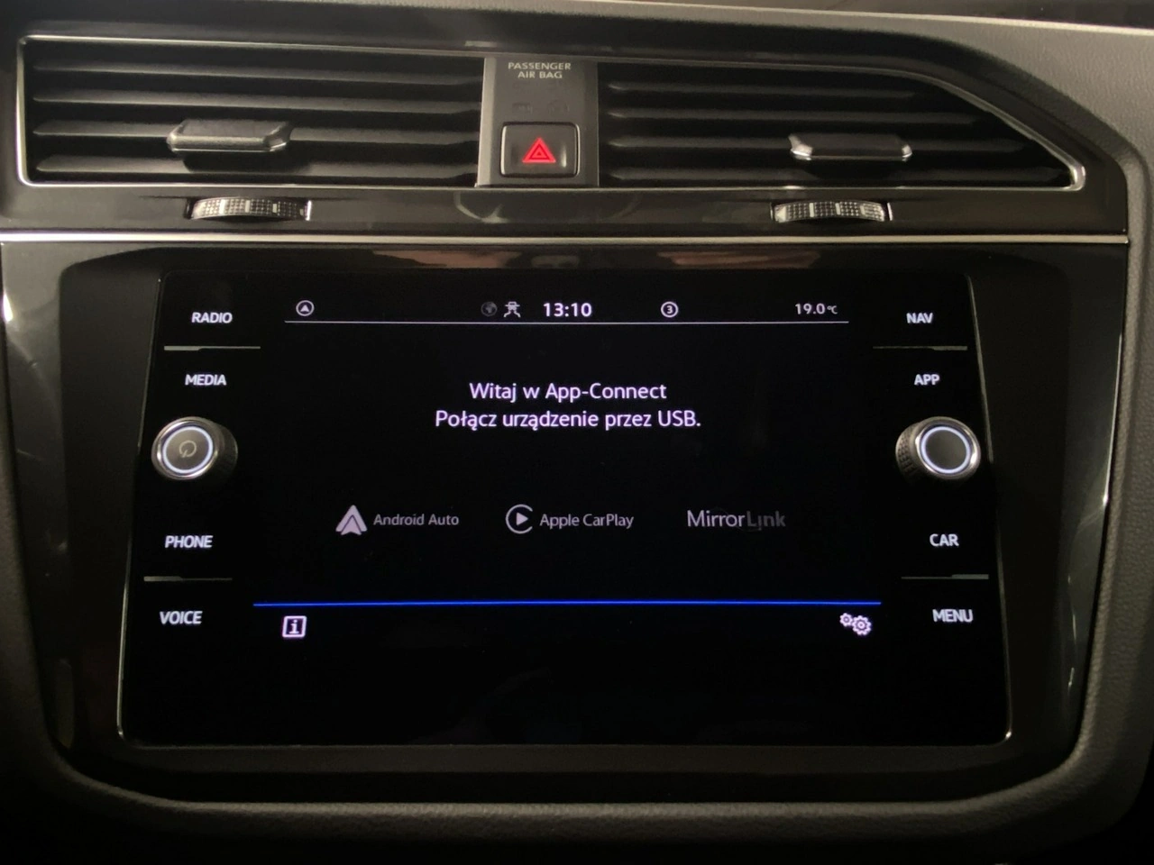 Volkswagen Tiguan - Zdjęcie 25