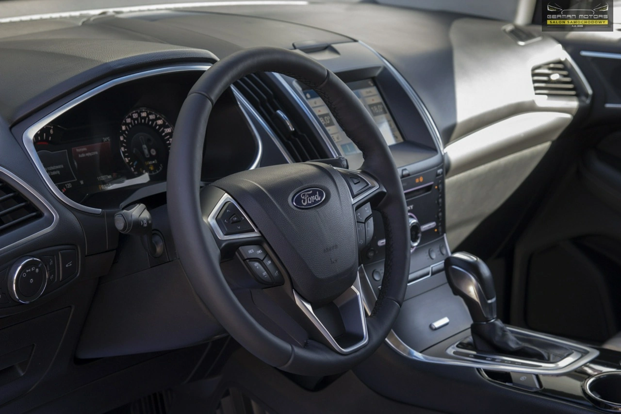 Ford Edge - Zdjęcie 17