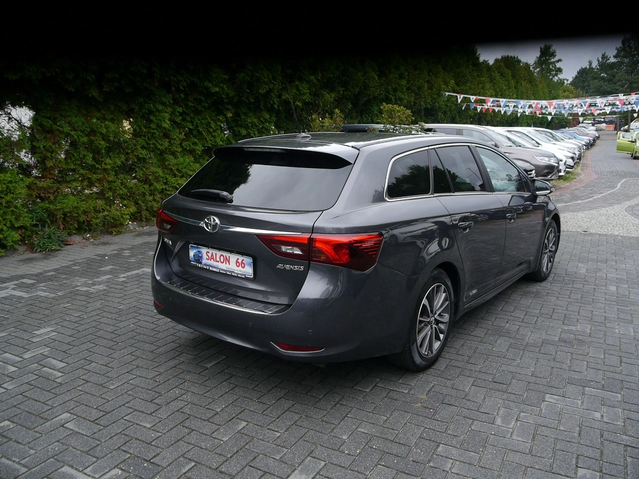 Toyota Avensis - Zdjęcie 4