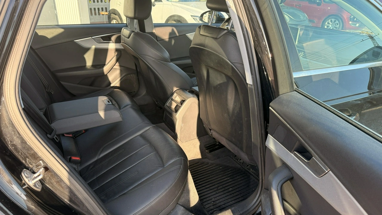 Audi A4 - Zdjęcie 18