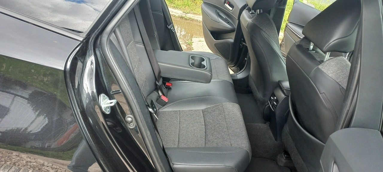 Toyota Corolla - Zdjęcie 13