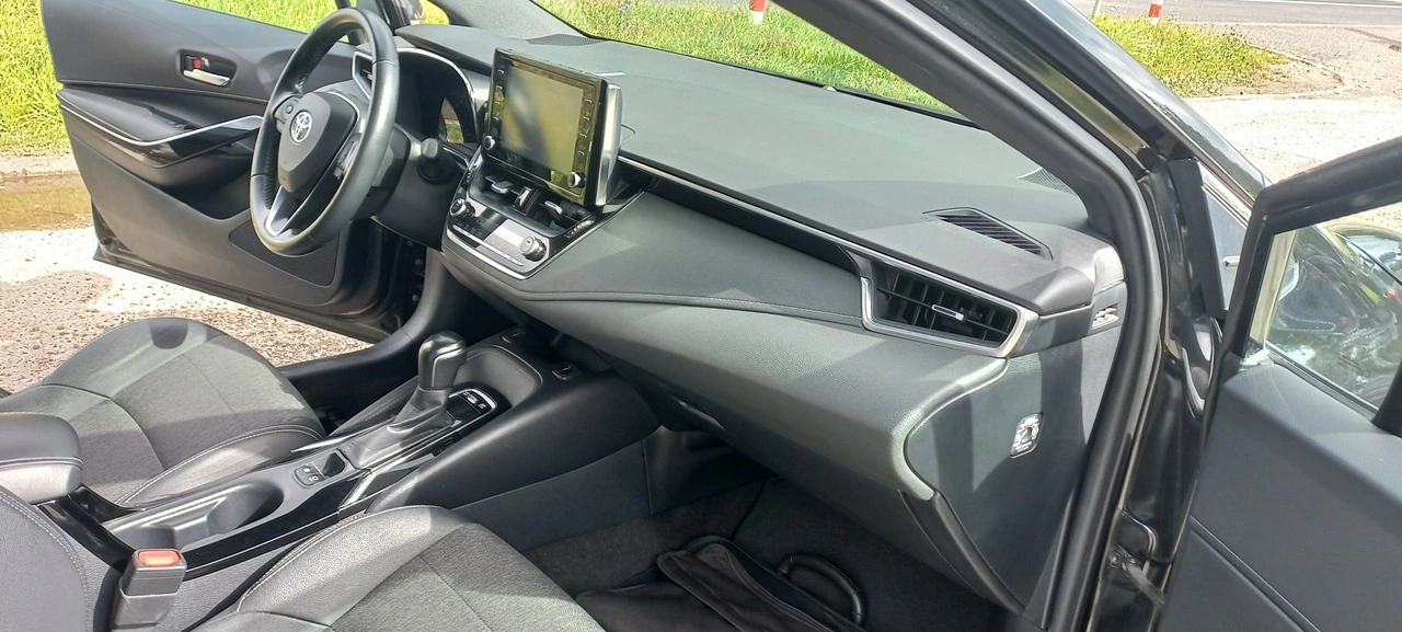 Toyota Corolla - Zdjęcie 18