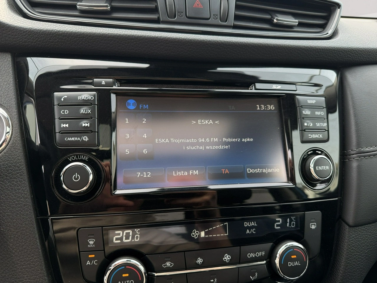 Nissan X-Trail - Zdjęcie 17