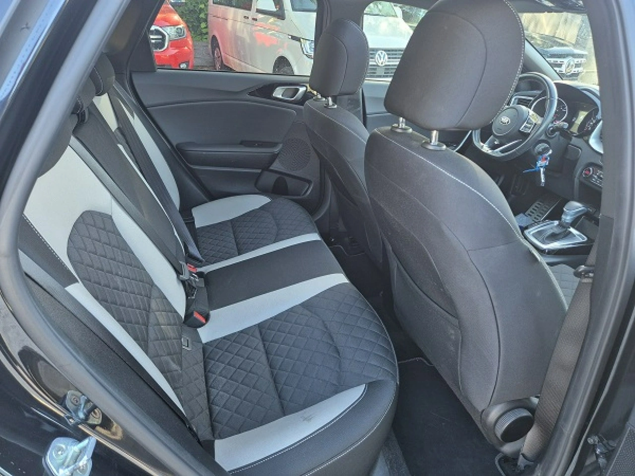 Kia Ceed - Zdjęcie 22