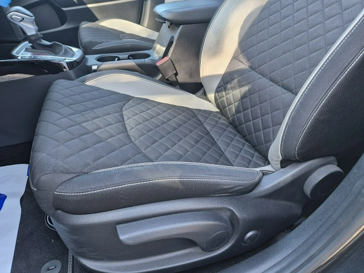 Kia Ceed - Zdjęcie 26
