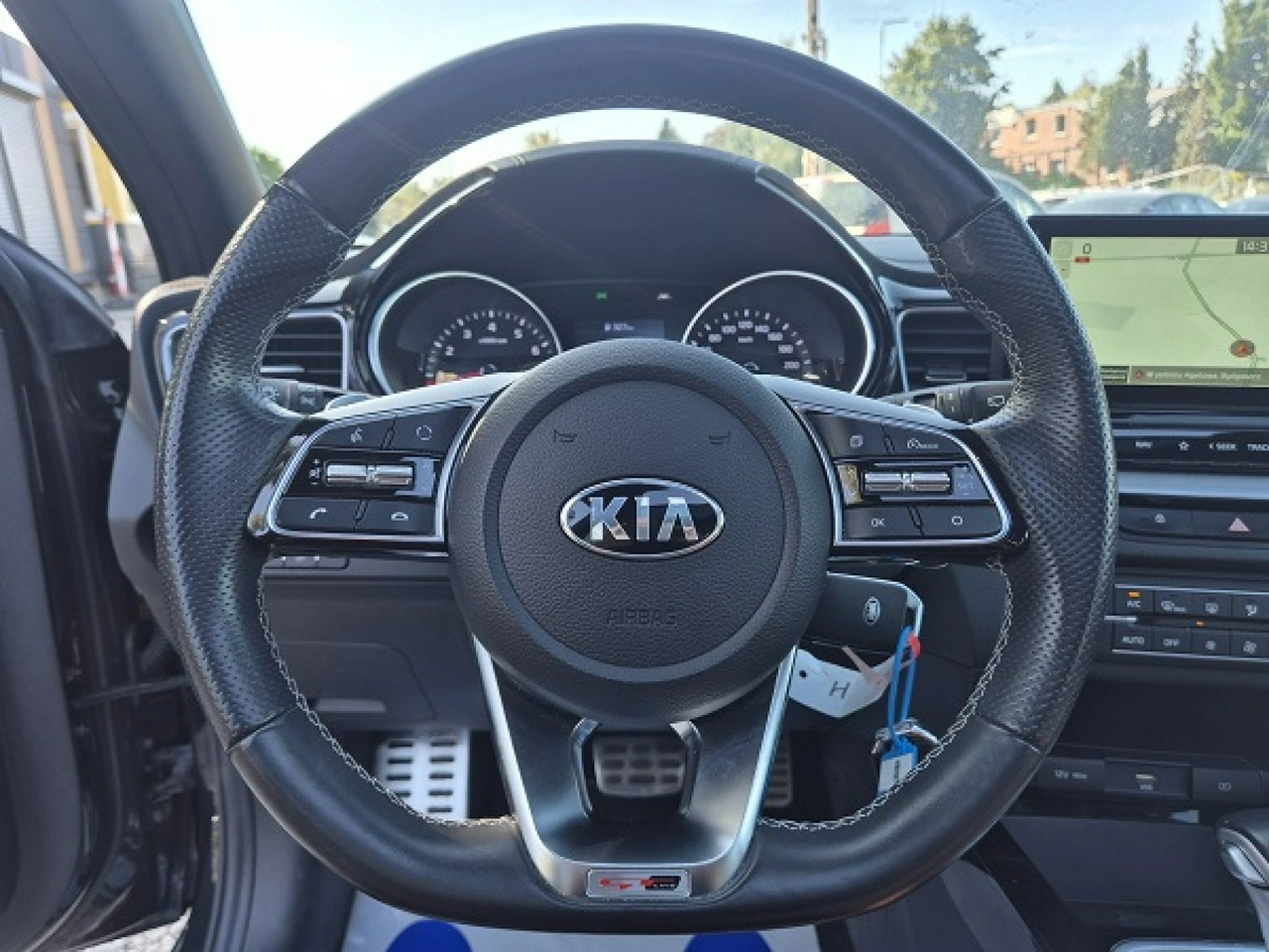 Kia Ceed - Zdjęcie 28