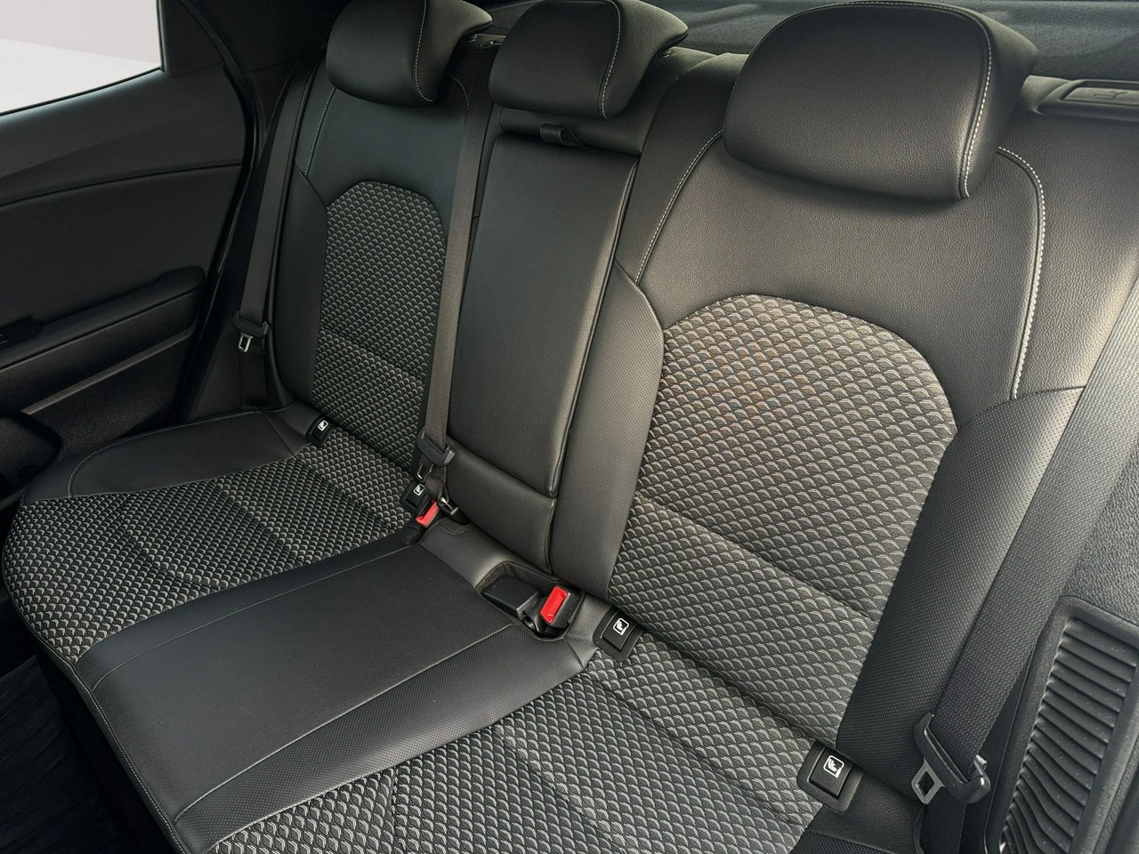 Kia XCeed - Zdjęcie 25