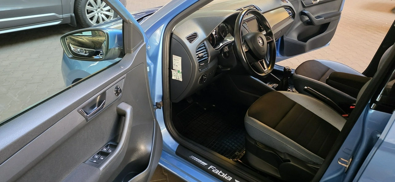 Skoda Fabia - Zdjęcie 11