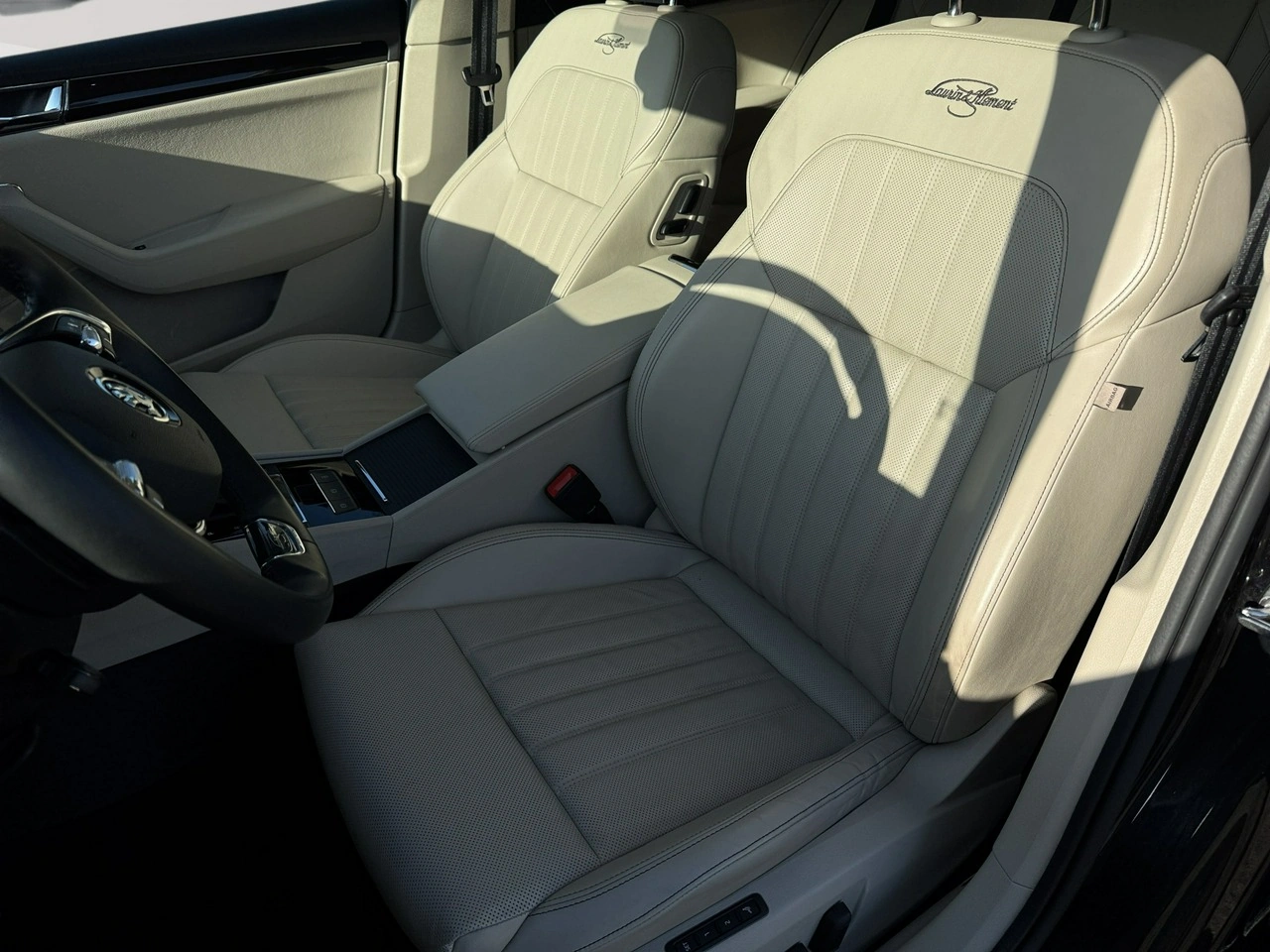 Skoda Superb - Zdjęcie 12