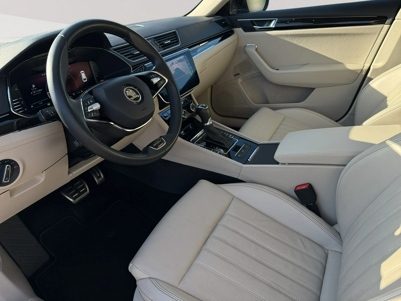 Skoda Superb - Zdjęcie 6