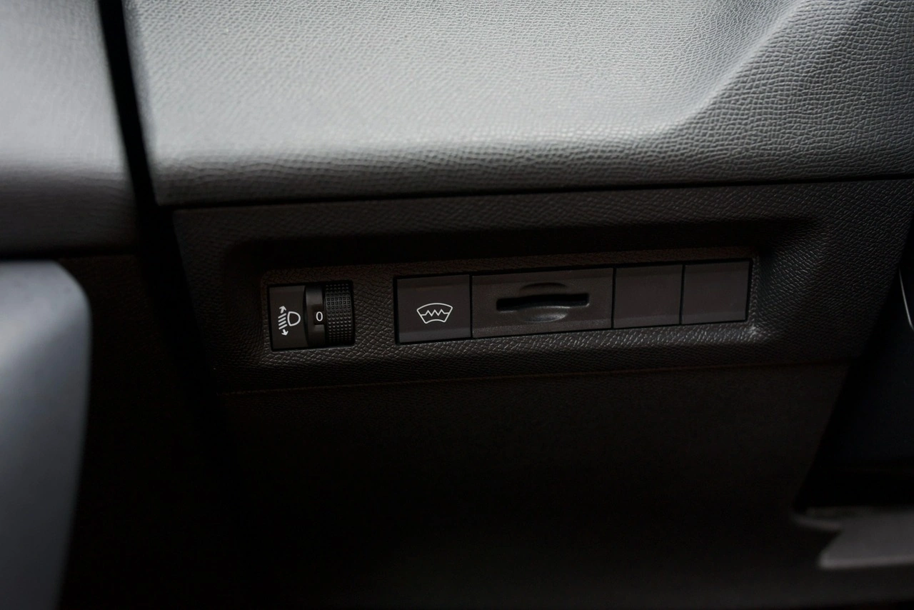 Peugeot 408 - Zdjęcie 13