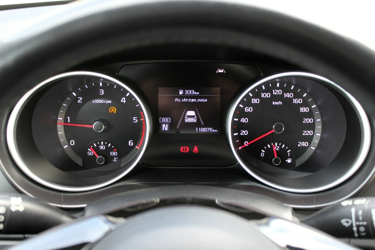 Kia Ceed - Zdjęcie 14