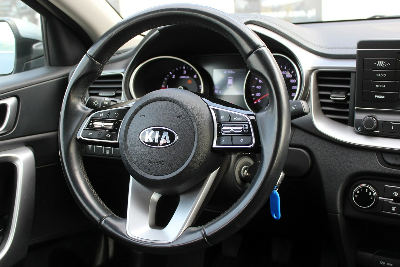 Kia Ceed - Zdjęcie 15