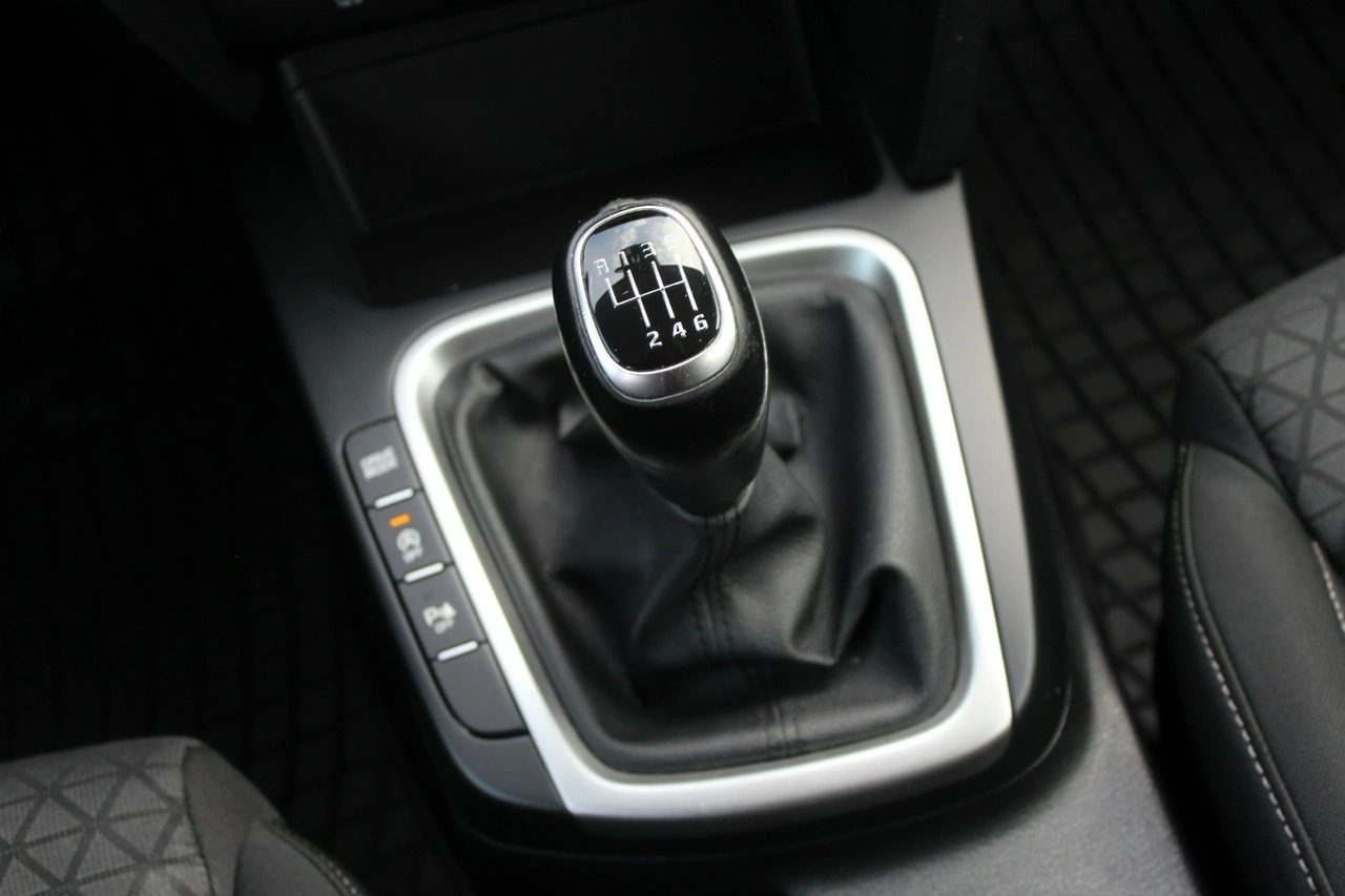 Kia Ceed - Zdjęcie 16