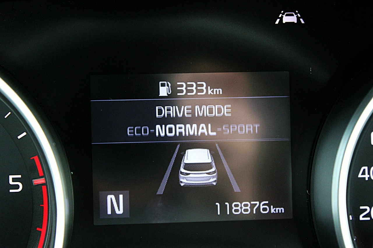 Kia Ceed - Zdjęcie 17