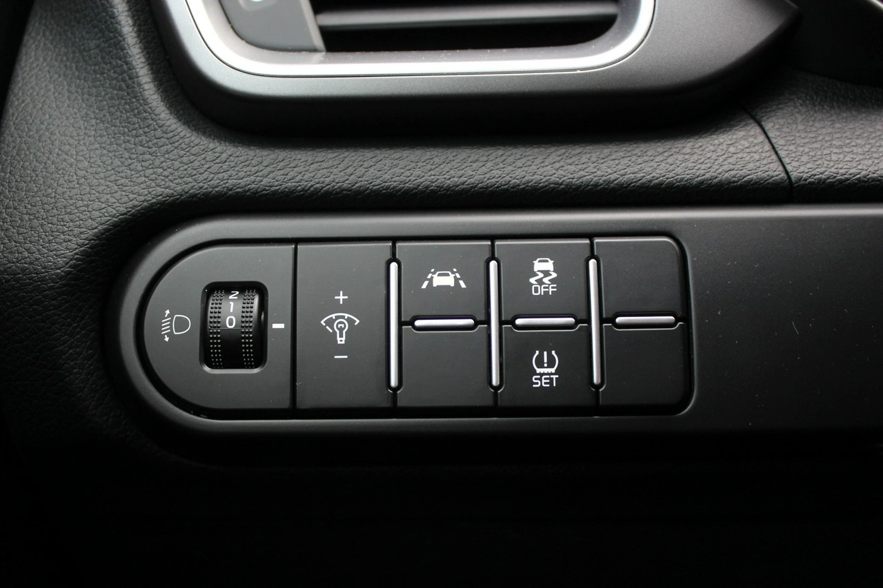 Kia Ceed - Zdjęcie 20