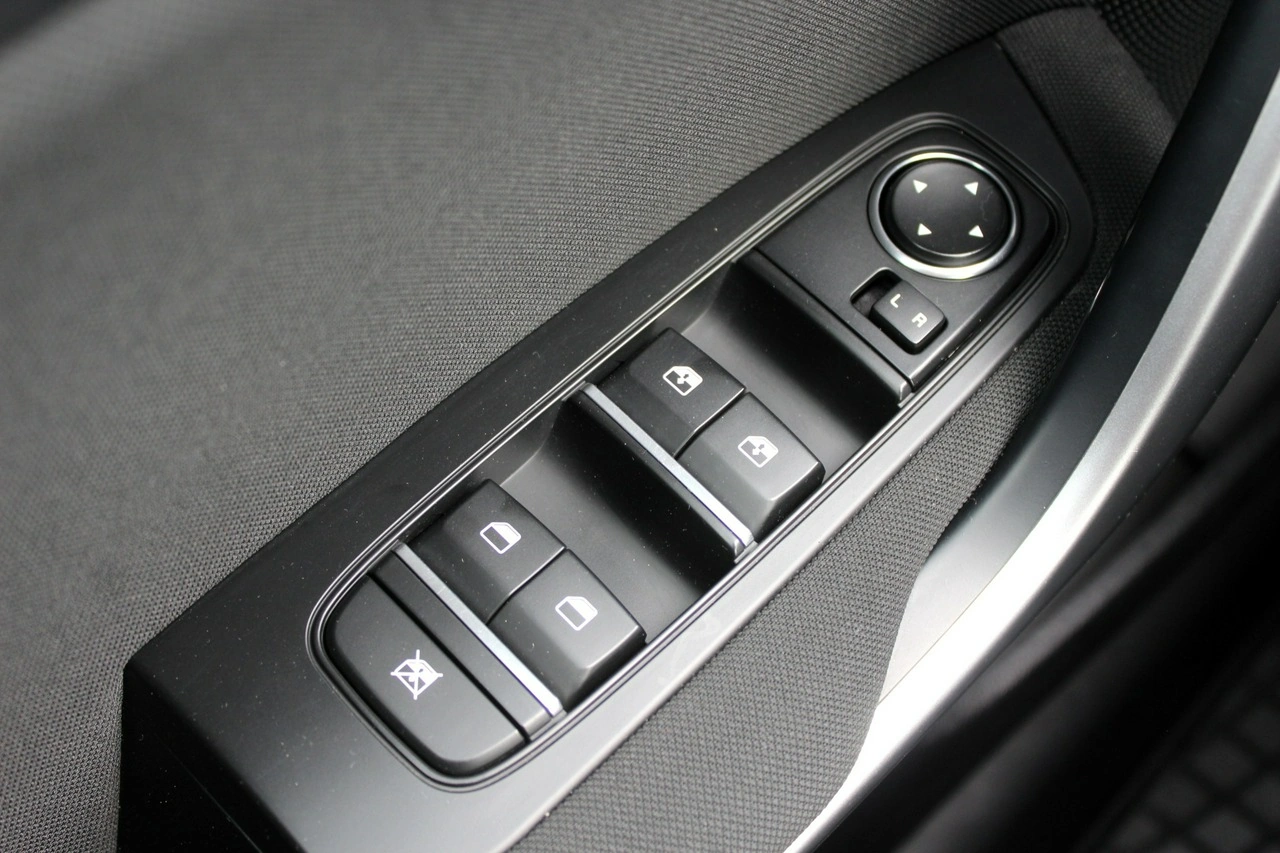 Kia Ceed - Zdjęcie 21