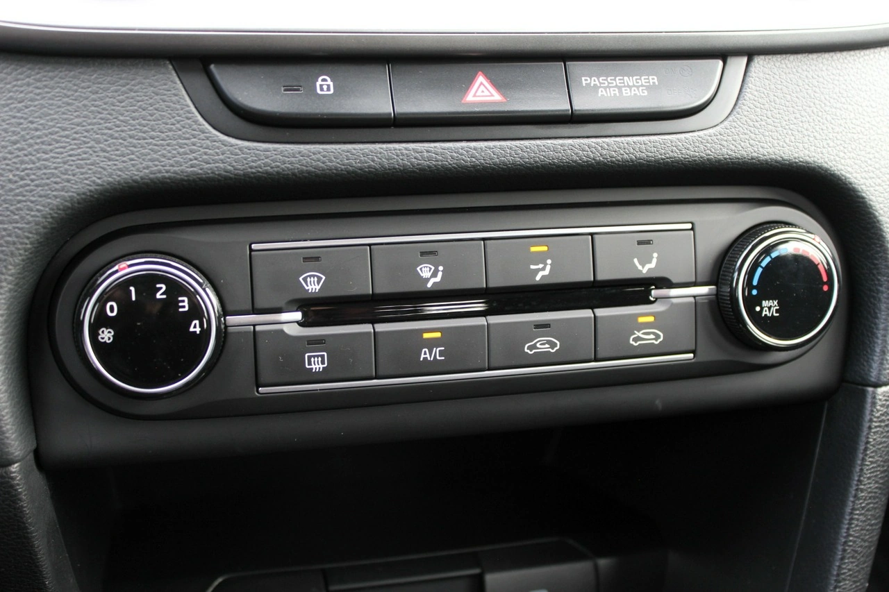 Kia Ceed - Zdjęcie 25