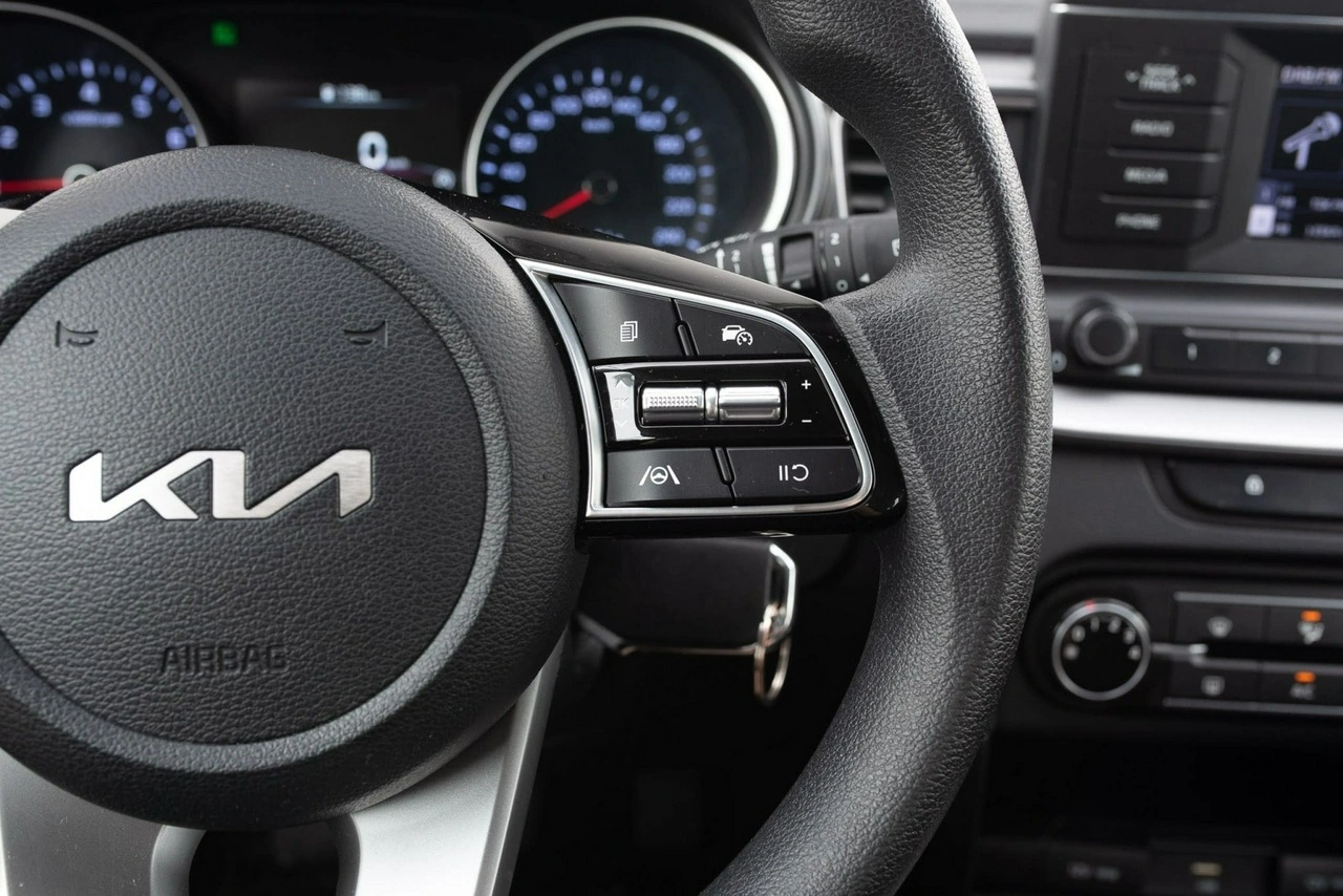 Kia Ceed - Zdjęcie 12