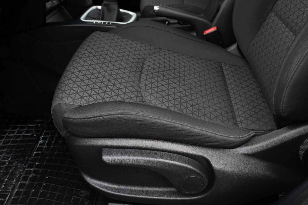 Kia Ceed - Zdjęcie 8