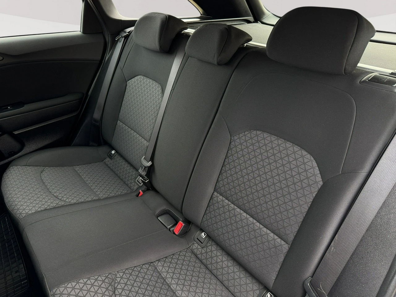 Kia Ceed - Zdjęcie 19