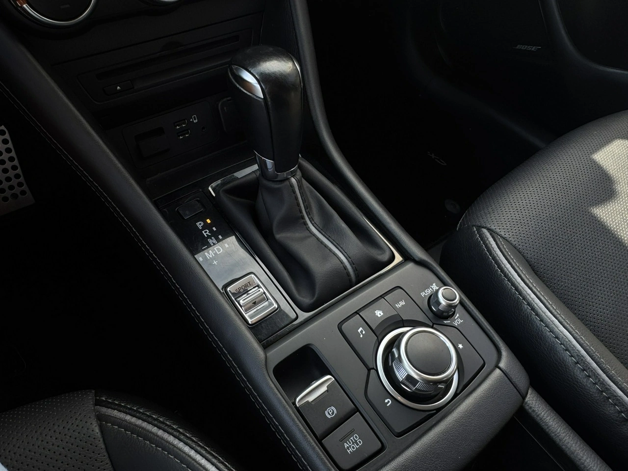 Mazda CX-3 - Zdjęcie 22