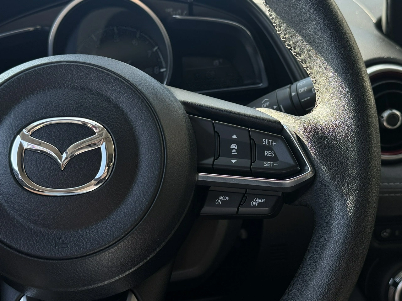Mazda CX-3 - Zdjęcie 29